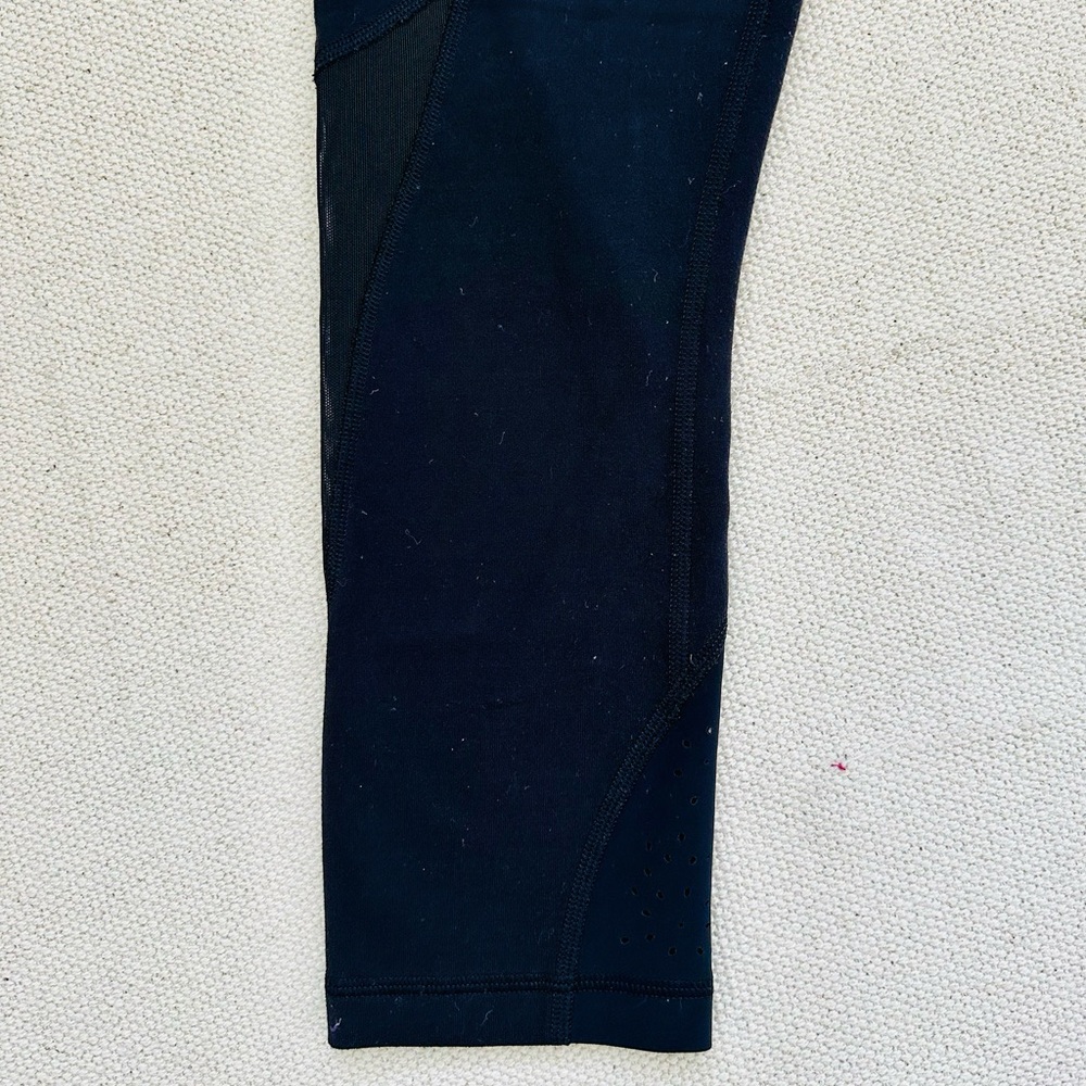 Lululemon Wunder Under Crop Laser Cut Tech Mesh 4 - Picture 9 of 16
